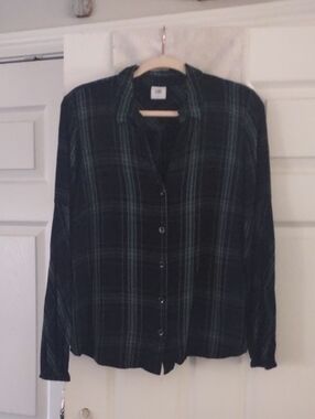 cabi Black and Green Plaid Button-Down Long Sleeve  Blouse Size Large